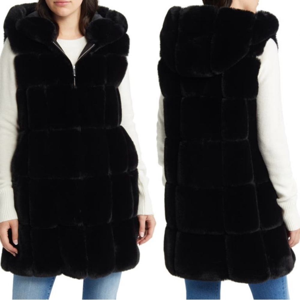 Via Spiga- High Fashion Plush Hooded Faux Fur  Vest